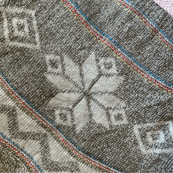 Patterned Cardigan Sweater - Picture 4 of 6